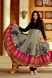 Sonali Bendre feet photo thumbnail