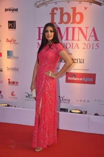 Sonali Bendre feet photo thumbnail