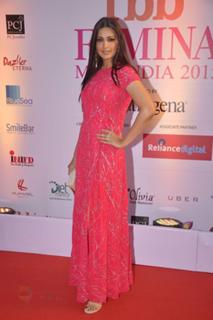 Sonali Bendre feet photo thumbnail