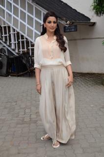 Sonali Bendre feet photo thumbnail