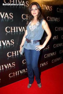 Sonali Bendre feet photo thumbnail