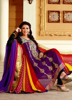 Sonali Bendre feet photo thumbnail