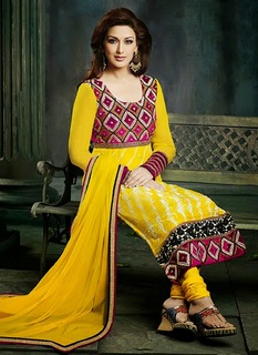 Sonali Bendre feet photo thumbnail