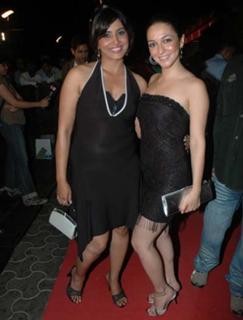 Sonali Kulkarni feet photo 4