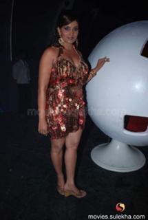 Sonali Kulkarni feet photo 15