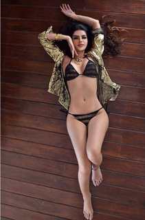 Sonali Raut feet photo 14