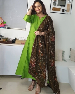 Sonalika Joshi feet photo 10
