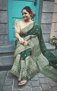 Sonalika Joshi feet photo 5