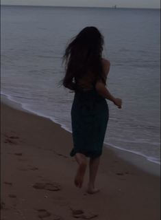 Sonam Bajwa feet photo thumbnail