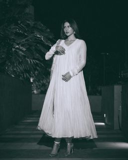 Sonam Bajwa feet photo 7