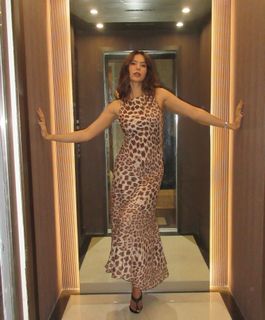 Sonam Bajwa feet photo 2