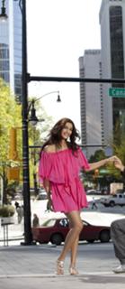 Sonam Kapoor feet photo thumbnail