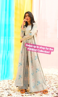 Sonam Kapoor feet photo thumbnail