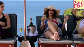 Sonam Kapoor feet photo thumbnail