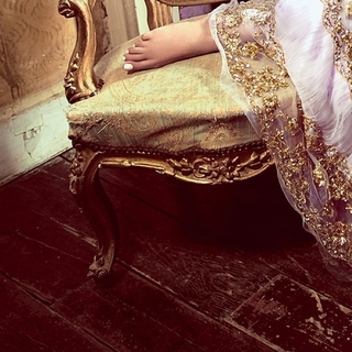 Sonam Kapoor feet photo thumbnail