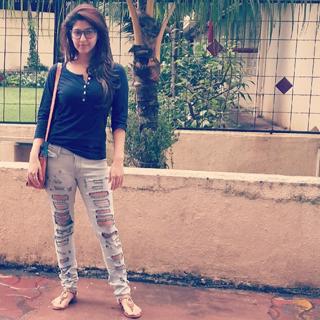 Sonarika Bhadoria feet photo thumbnail
