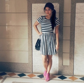 Sonarika Bhadoria feet photo thumbnail