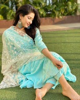 Sonarika Bhadoria feet photo thumbnail