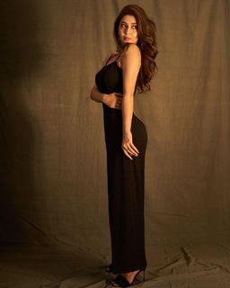 Sonarika Bhadoria feet photo thumbnail