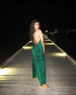 Sonarika Bhadoria feet photo thumbnail