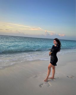 Sonarika Bhadoria feet photo thumbnail