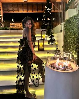 Sonarika Bhadoria feet photo thumbnail