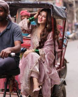 Sonarika Bhadoria feet photo thumbnail