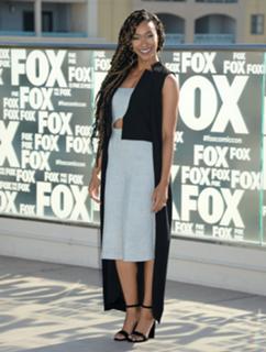 Sonequa Martin-Green feet photo thumbnail