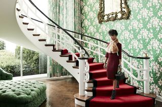 Sonequa Martin-Green feet photo thumbnail