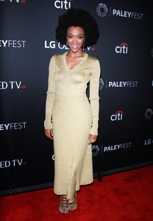 Sonequa Martin-Green feet photo thumbnail