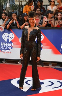 Sonequa Martin-Green feet photo thumbnail