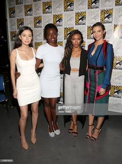 Sonequa Martin-Green feet photo thumbnail