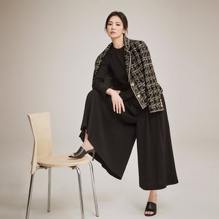 Song Hye-Kyo feet photo thumbnail