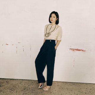 Song Hye-Kyo feet photo thumbnail