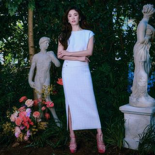 Song Hye-Kyo feet photo thumbnail