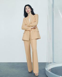 Song Hye-kyo feet photo 5