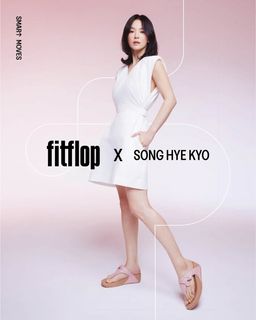 Song Hye-kyo feet photo 10