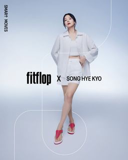 Song Hye-kyo feet photo 8