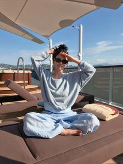 Song Hye-kyo feet photo 2
