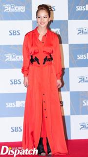 Song Ji-hyo feet photo thumbnail