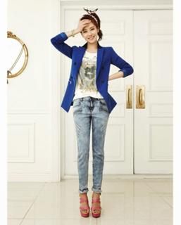 Song Ji-hyo feet photo thumbnail