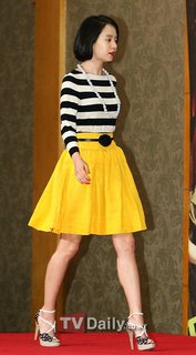 Song Ji-hyo feet photo thumbnail