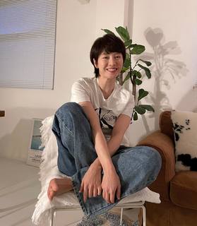 Song Ji-hyo feet photo thumbnail