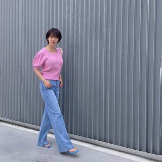 Song Ji-hyo feet photo thumbnail