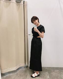 Song Ji-hyo feet photo thumbnail