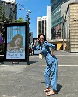 Song Ji-hyo feet photo thumbnail