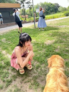 Song Yuqi feet photo thumbnail