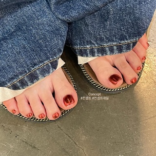 Song Yuqi feet photo thumbnail