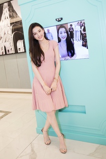 Song Zuer feet photo 17