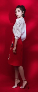 Song Zuer feet photo 5